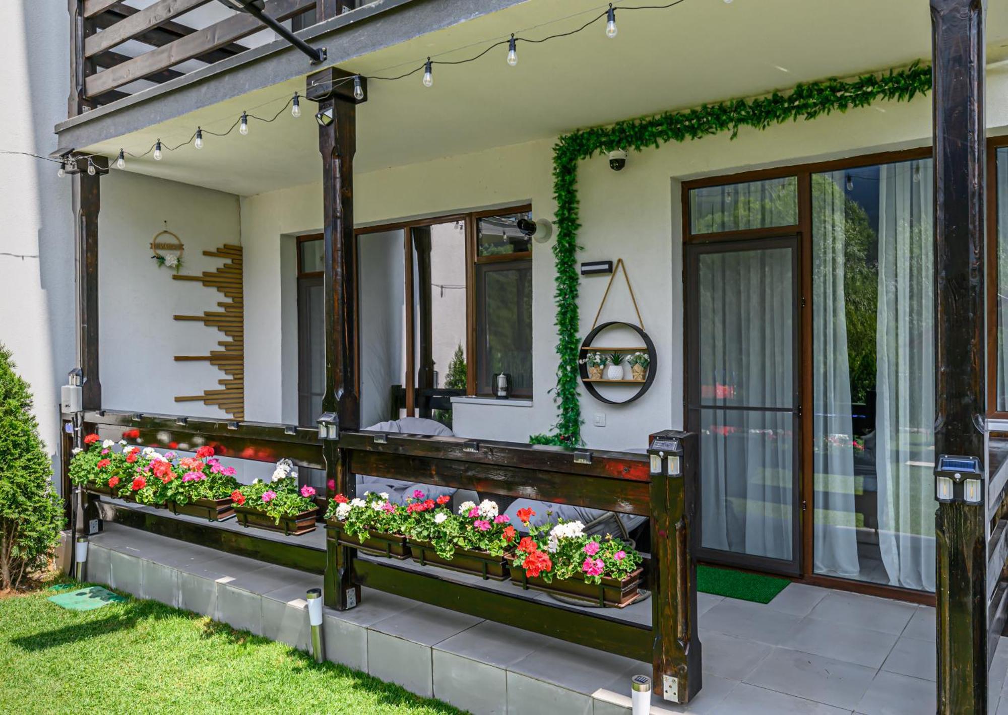 Ama Garden Apartment Busteni Exterior photo